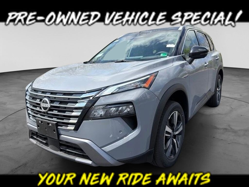 Used 2025 Nissan Rogue SL SUV