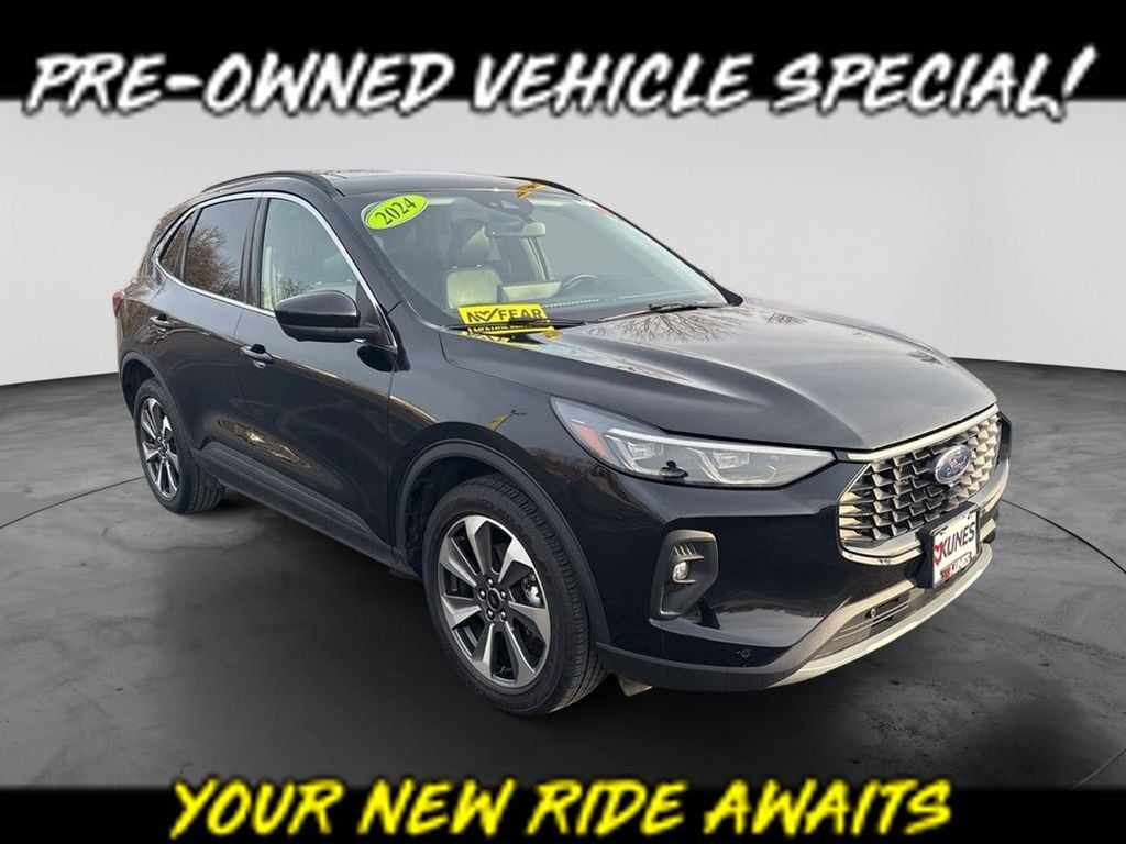 Used 2024 Ford Escape Platinum SUV