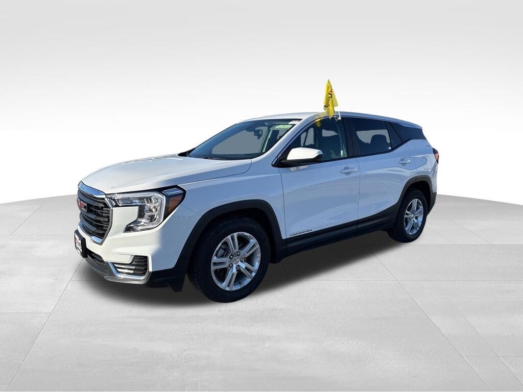 Used 2024 GMC Terrain SLE SUV