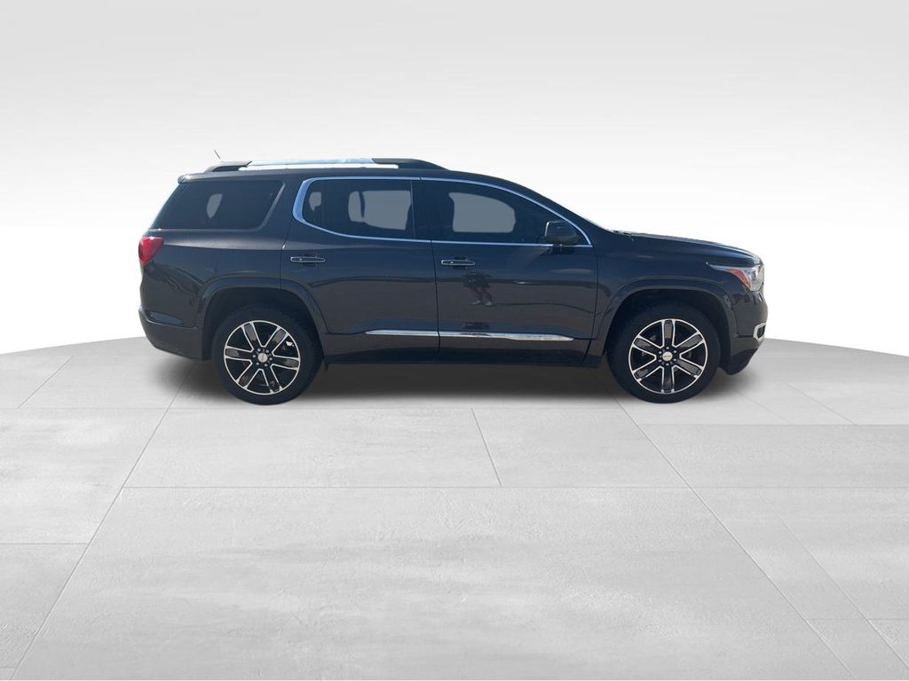 2017 Gmc Acadia Denali photo 3