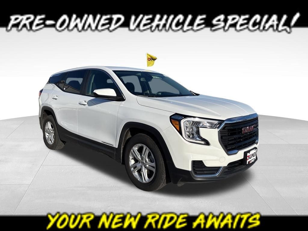 Used 2024 GMC Terrain SLE SUV