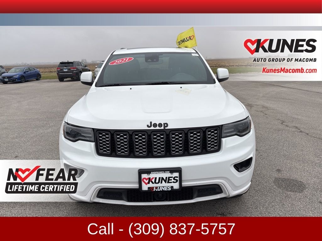 Used 2021 Jeep Grand Cherokee Laredo SUV