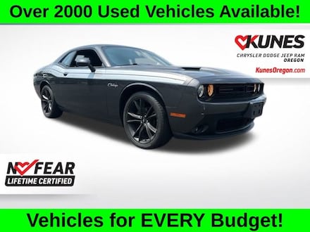 2018 Dodge Challenger SXT Coupe