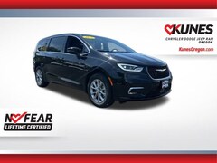 2025 Chrysler Pacifica Select Passenger Van