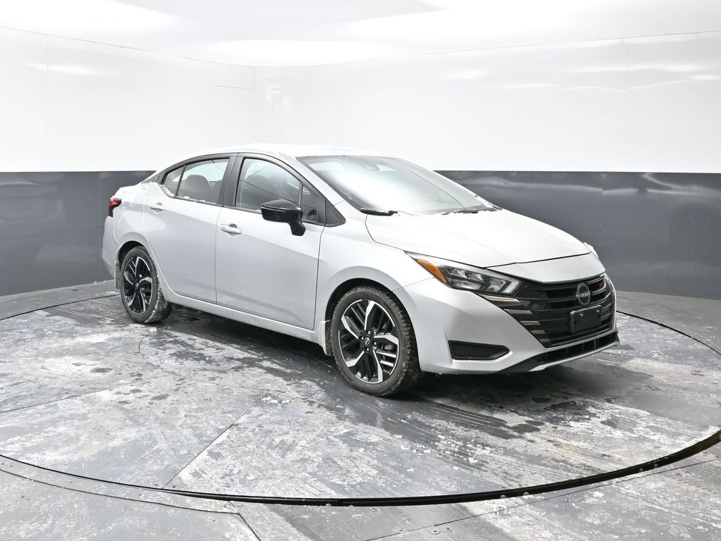 Used 2023 Nissan Versa 1.6 SR Sedan