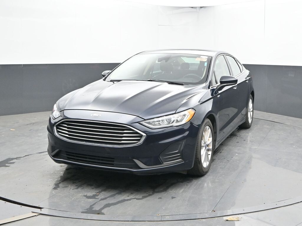 Used 2020 Ford Fusion SE Sedan