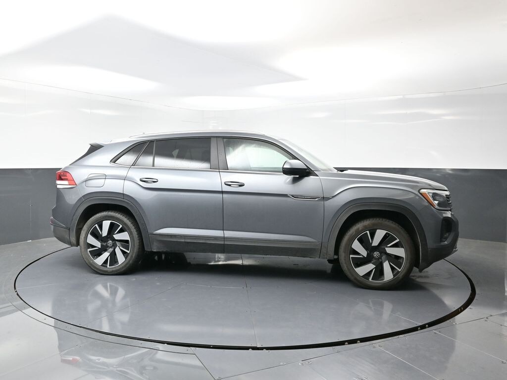 Certified 2024 Volkswagen Atlas Cross Sport 2.0T SE w/Technology SUV