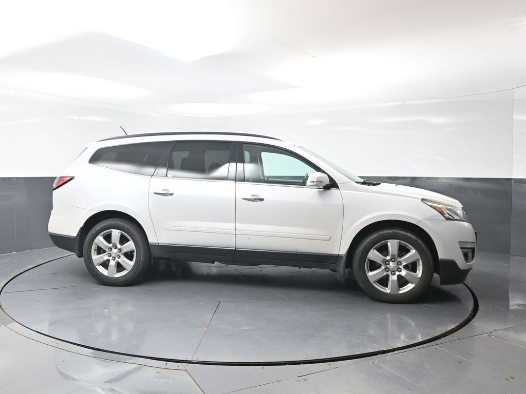 Used 2016 Chevrolet Traverse LT w/1LT SUV