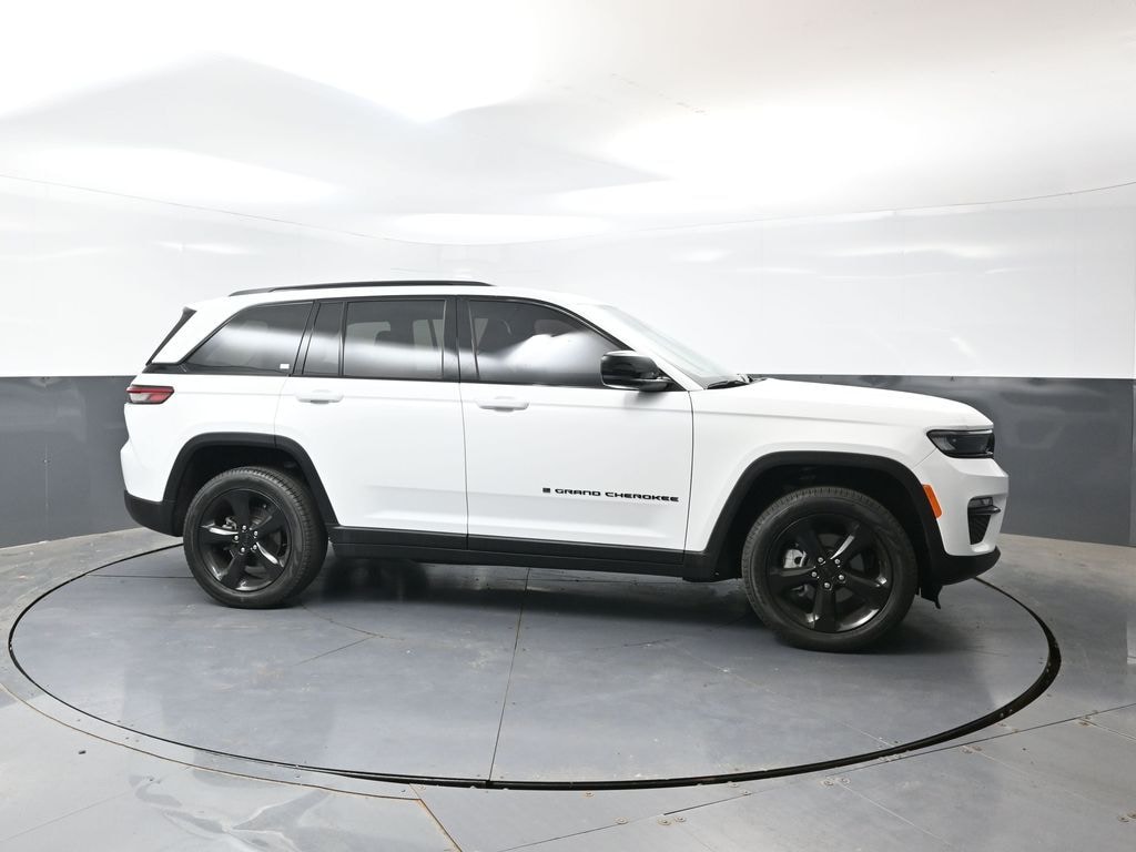 Used 2023 Jeep Grand Cherokee Limited SUV