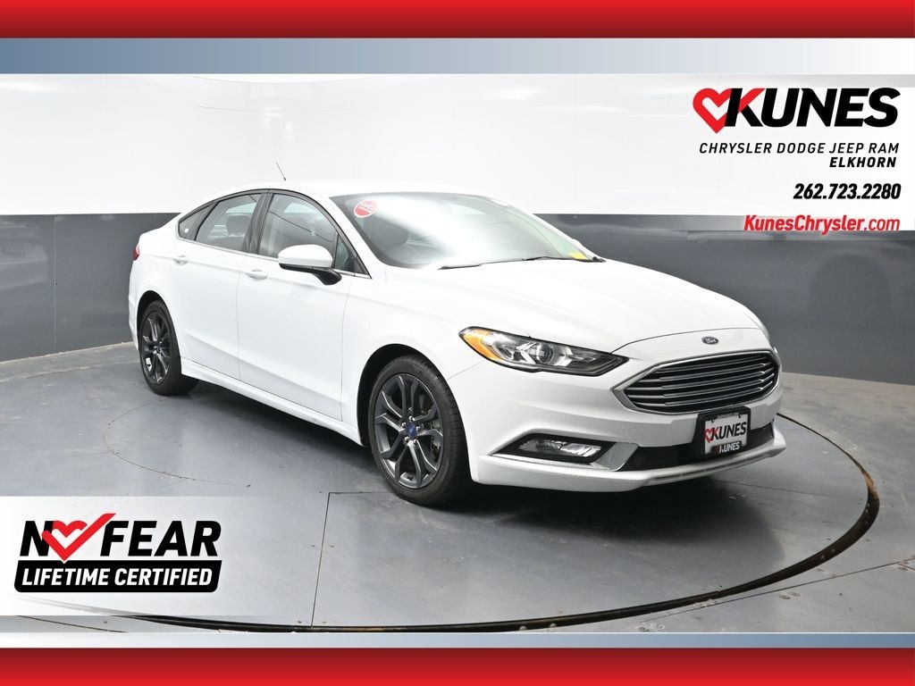 Used 2018 Ford Fusion SE Sedan