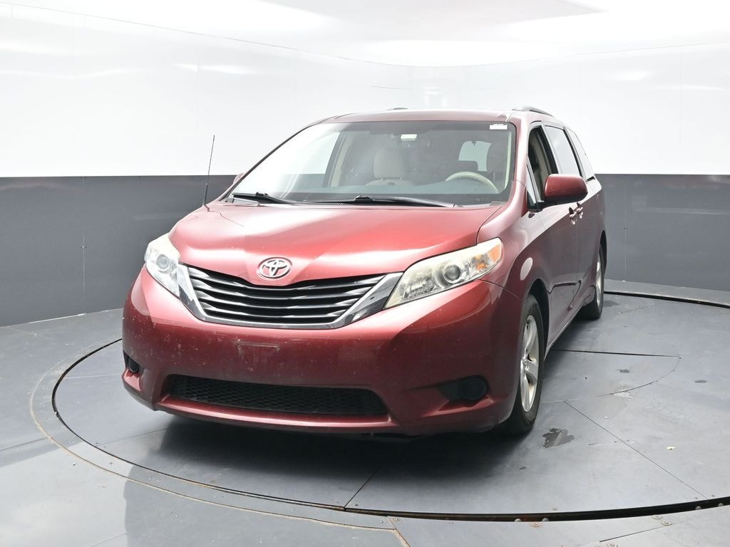Used 2013 Toyota Sienna LE V6 8 Passenger Van