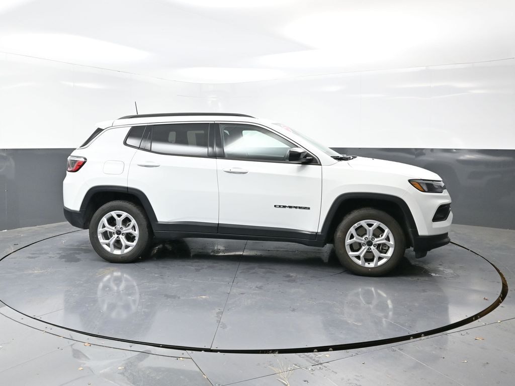 Used 2025 Jeep Compass Latitude SUV