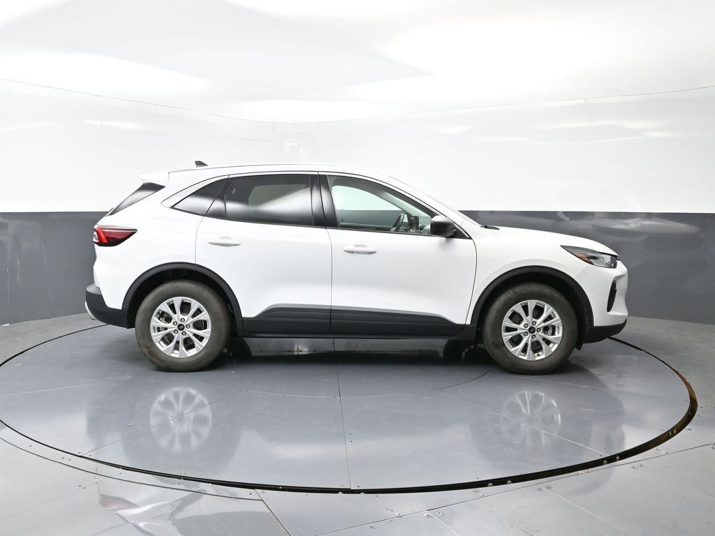 2023 Ford Escape Active photo 2