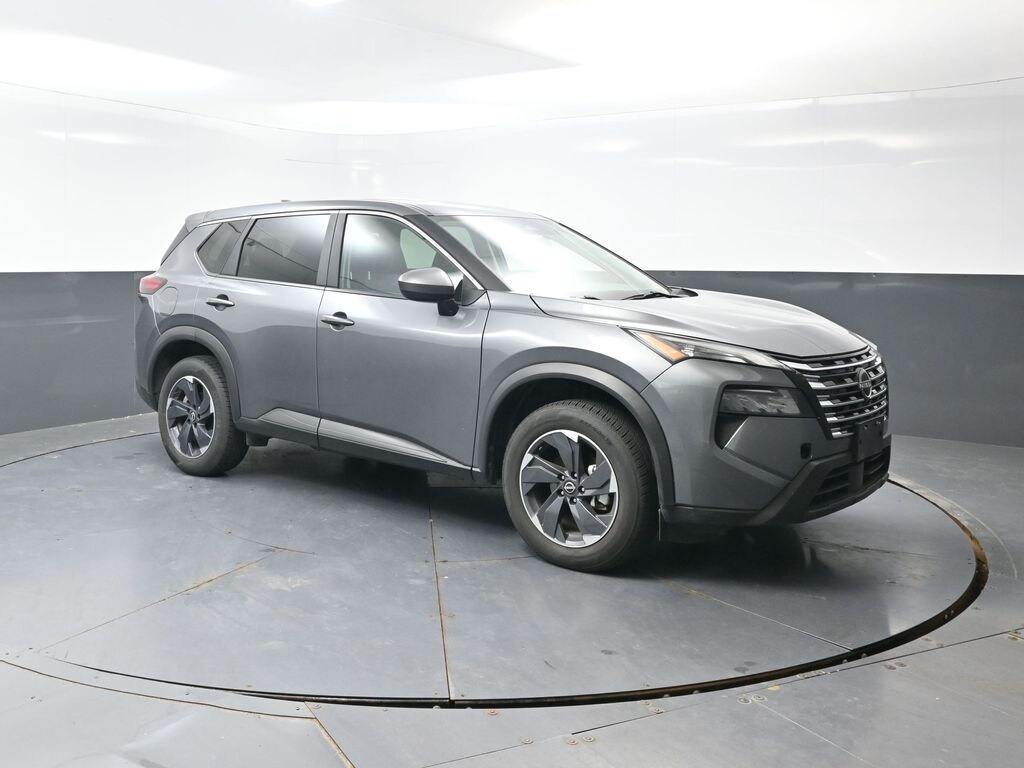 Used 2024 Nissan Rogue SV SUV