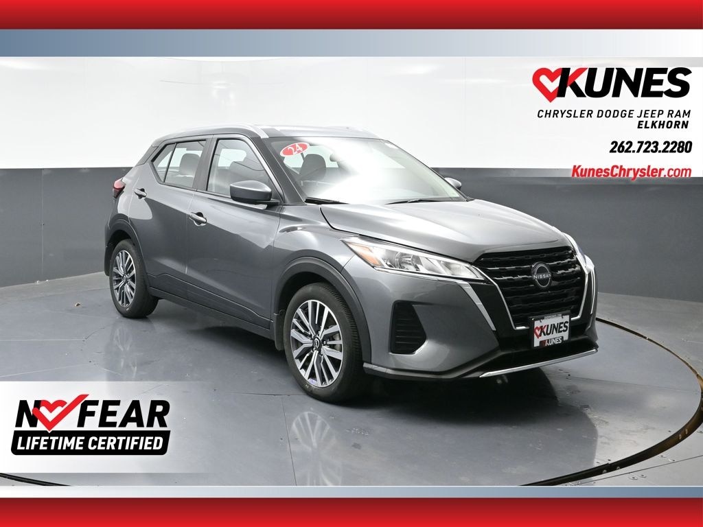 Used 2024 Nissan Kicks SV SUV