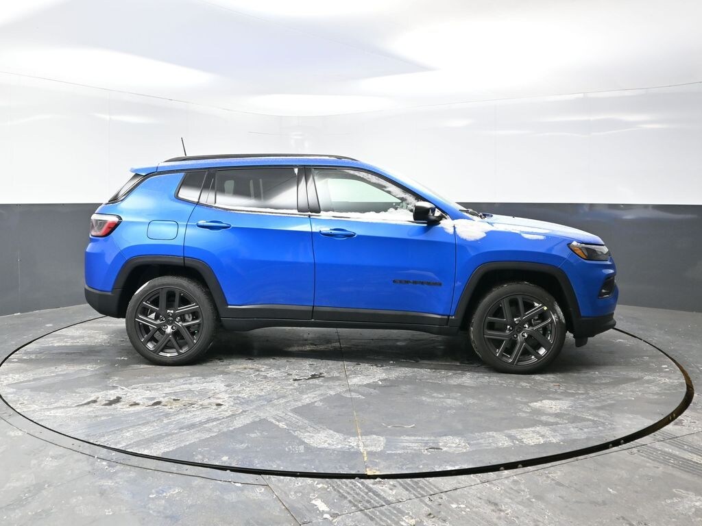 New 2026 Jeep Compass Latitude Sport Utility
