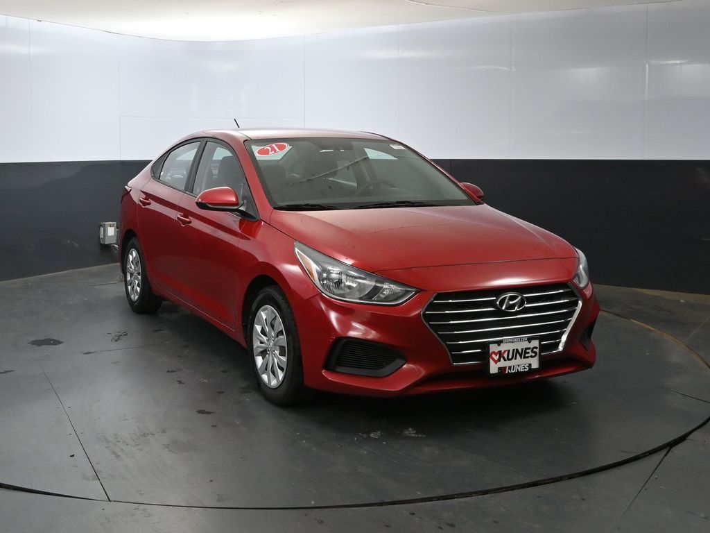 2021 Hyundai Accent SE photo 4