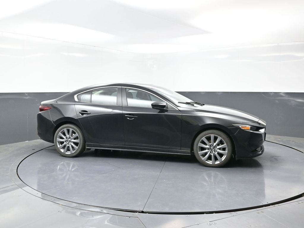 2025 Mazda Mazda3 2.5 s Preferred photo 2