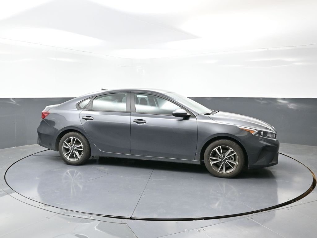 Used 2023 Kia Forte LXS Sedan