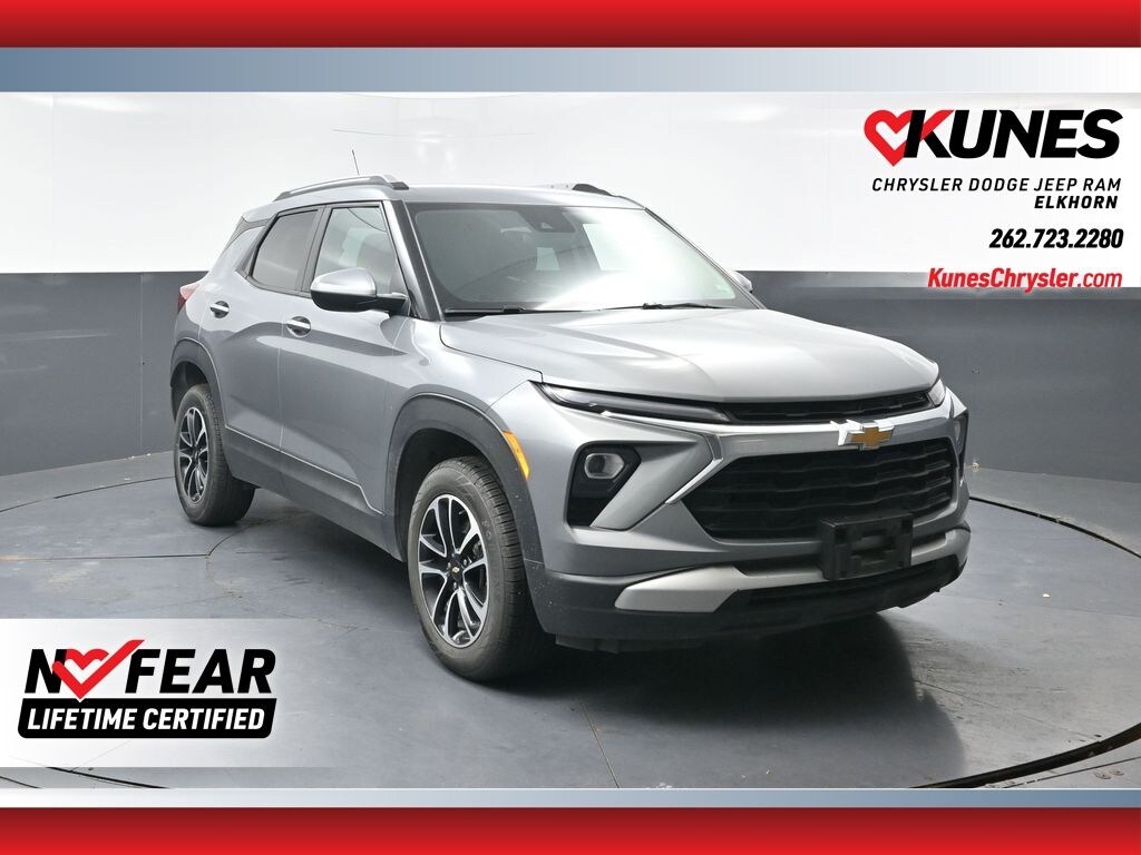 Used 2025 Chevrolet Trailblazer LT SUV