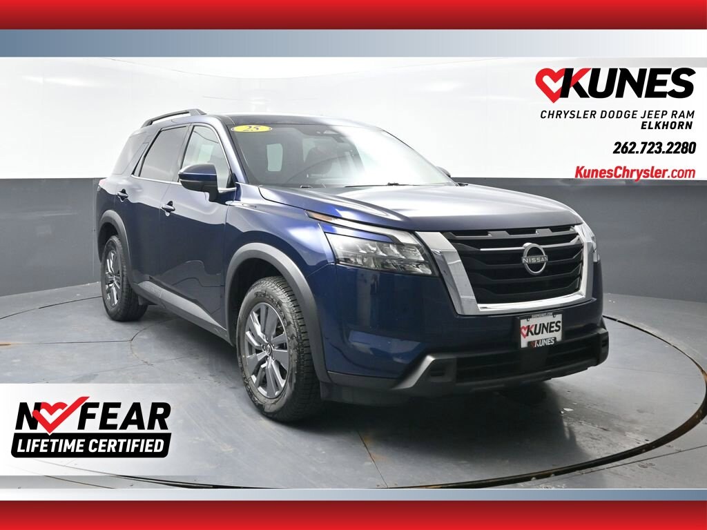Used 2025 Nissan Pathfinder SV SUV