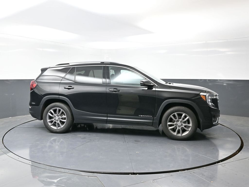 Used 2022 GMC Terrain SLT SUV