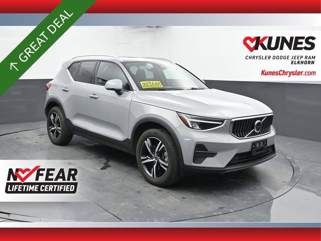  Volvo XC40
