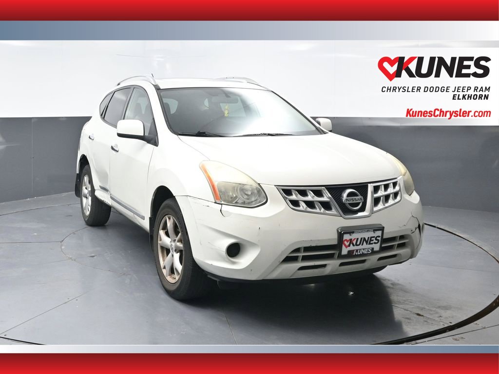 Nissan Rogue
