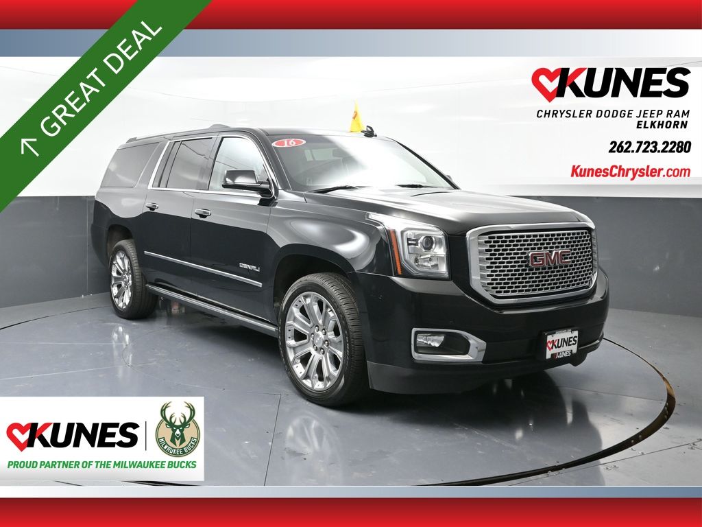 2016 GMC Yukon XL Denali's photo