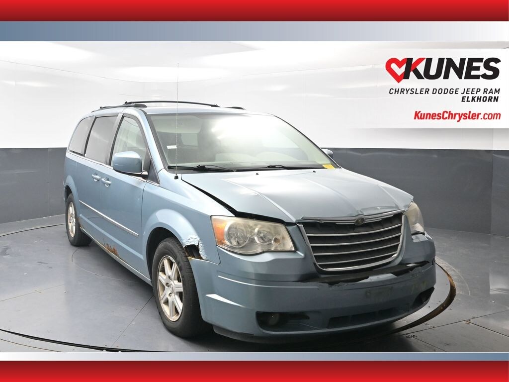 Used 2009 Chrysler Town & Country Touring Van