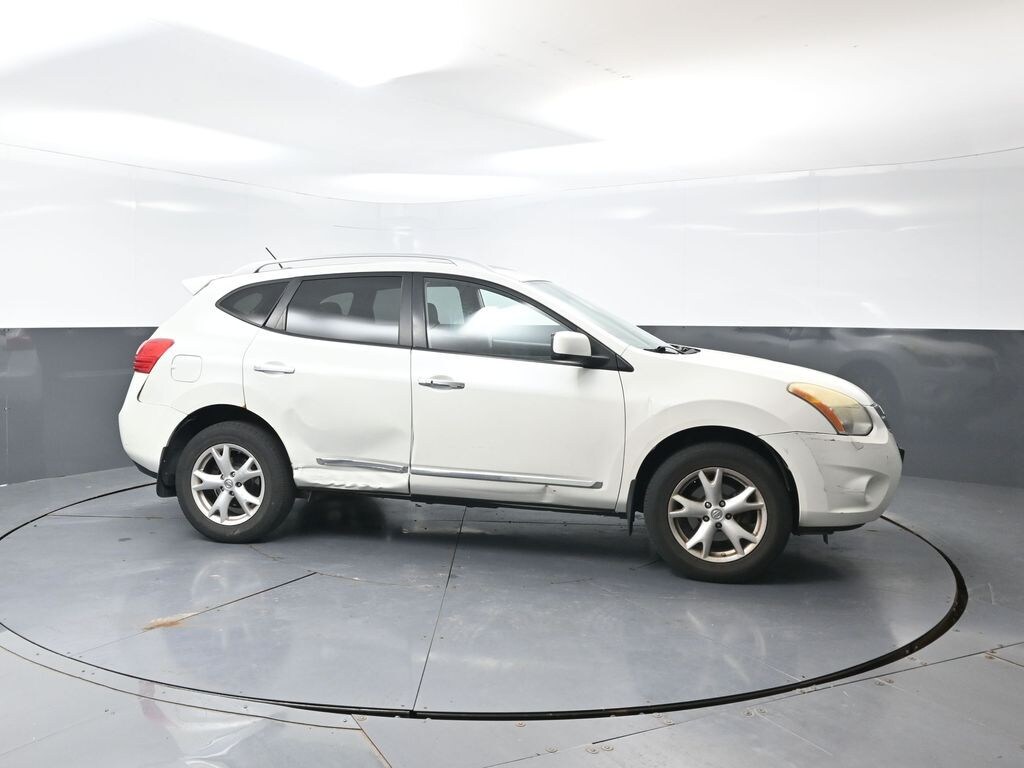 Used 2011 Nissan Rogue SV SUV