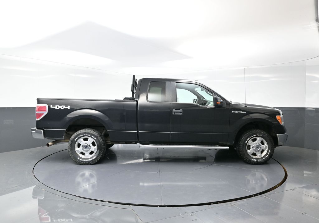 2014 Ford F-150 XLT photo 2