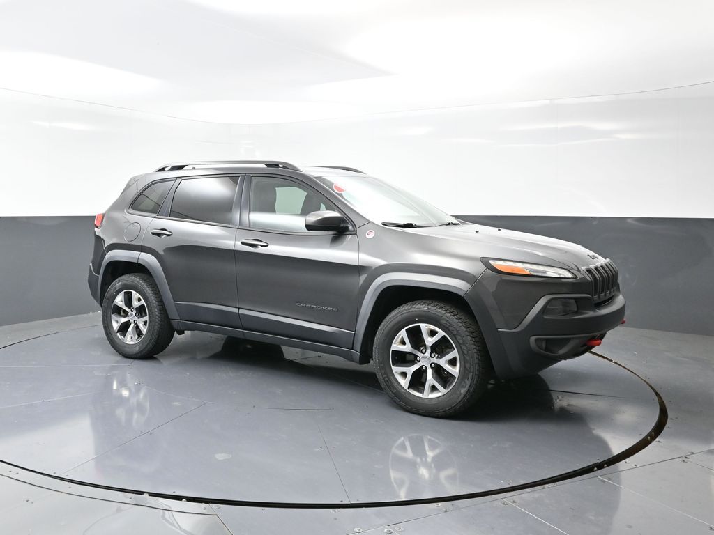 2015 Jeep Cherokee Trailhawk photo 3
