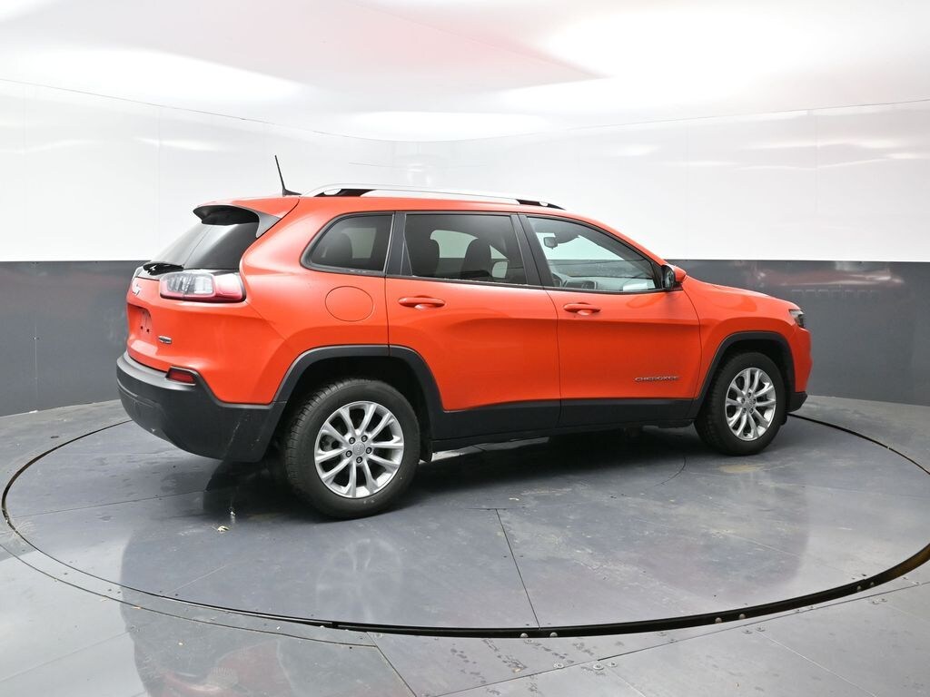 Used 2021 Jeep Cherokee Latitude SUV