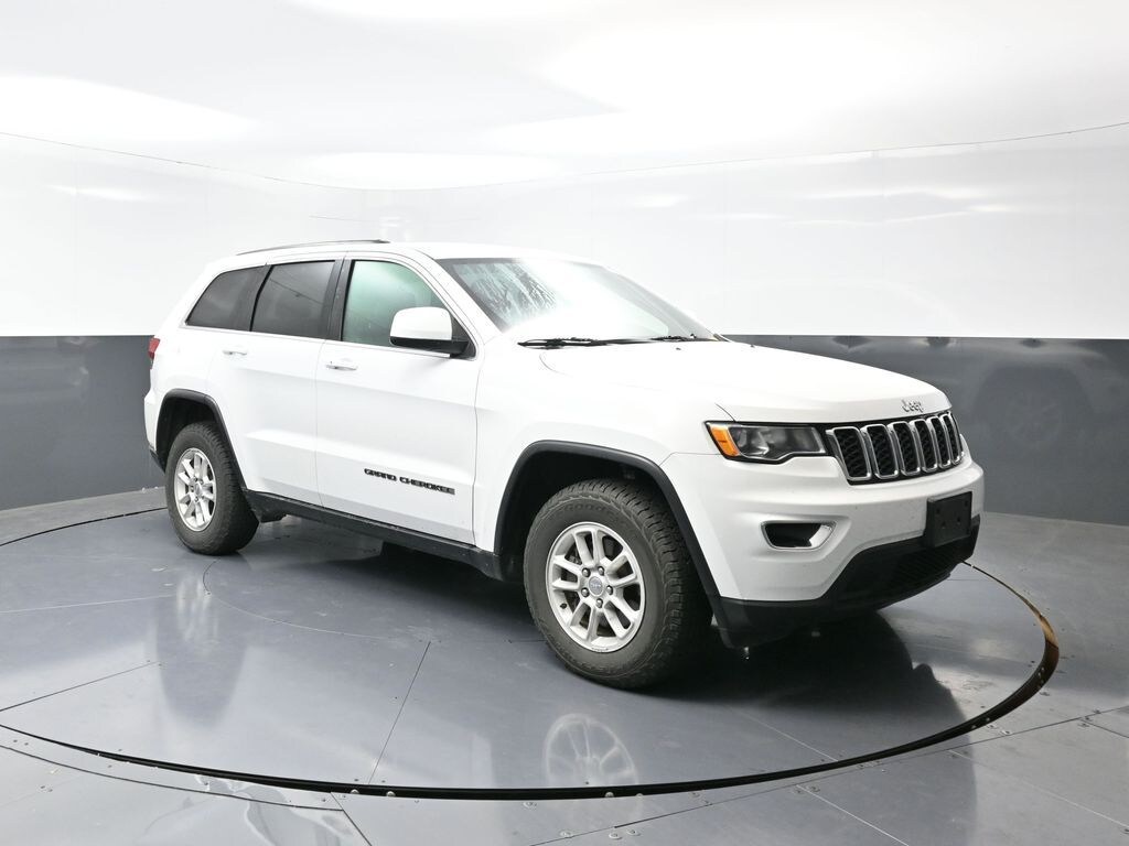 Used 2020 Jeep Grand Cherokee Laredo SUV