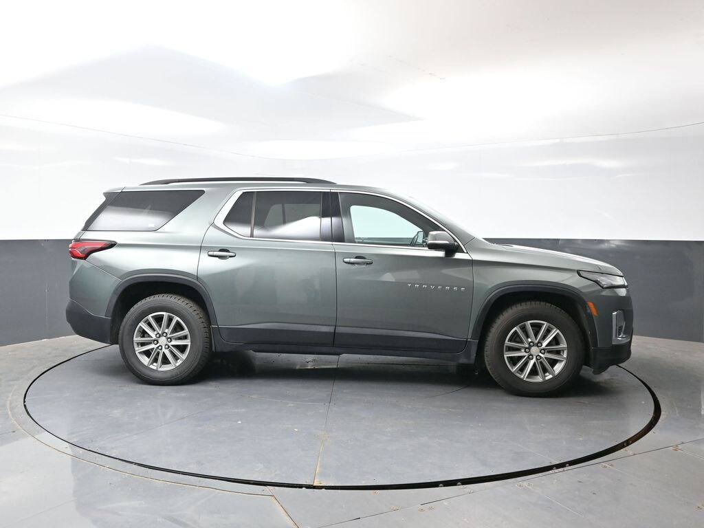 Used 2023 Chevrolet Traverse LT Cloth w/1LT SUV