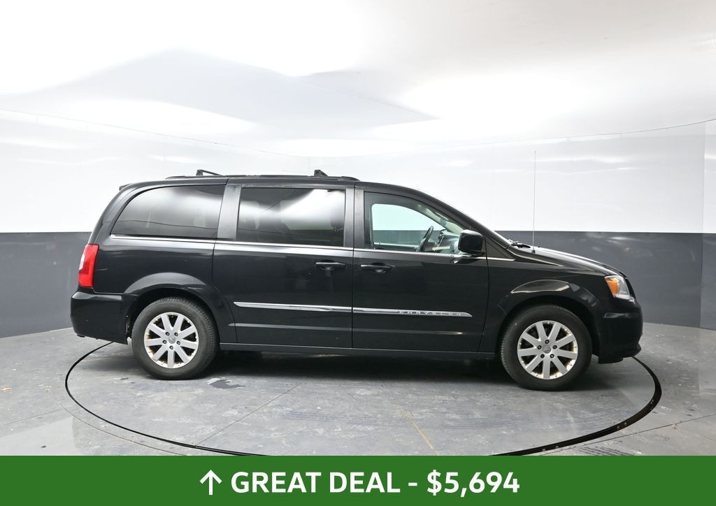 Used 2016 Chrysler Town & Country Touring Van LWB Passenger Van