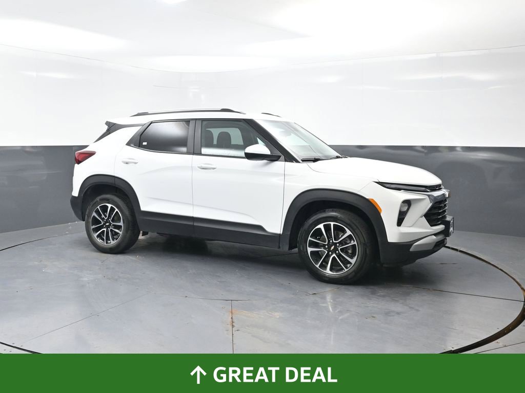 Used 2025 Chevrolet Trailblazer LT SUV