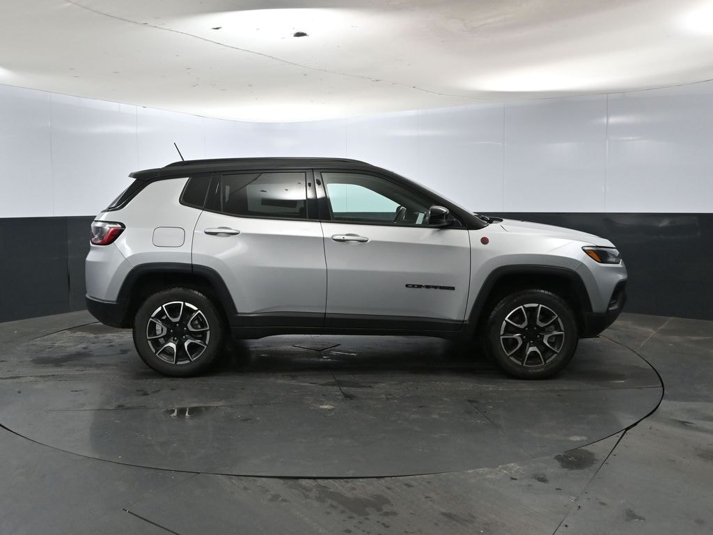 Used 2024 Jeep Compass Trailhawk SUV