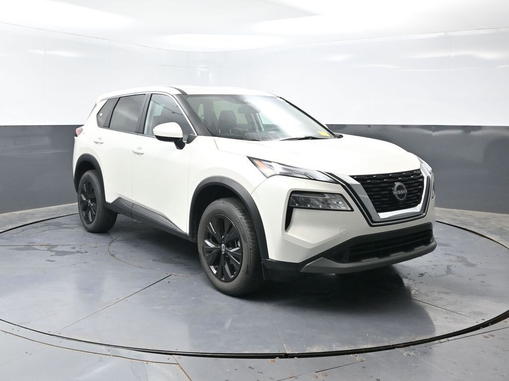 Used 2023 Nissan Rogue SV SUV