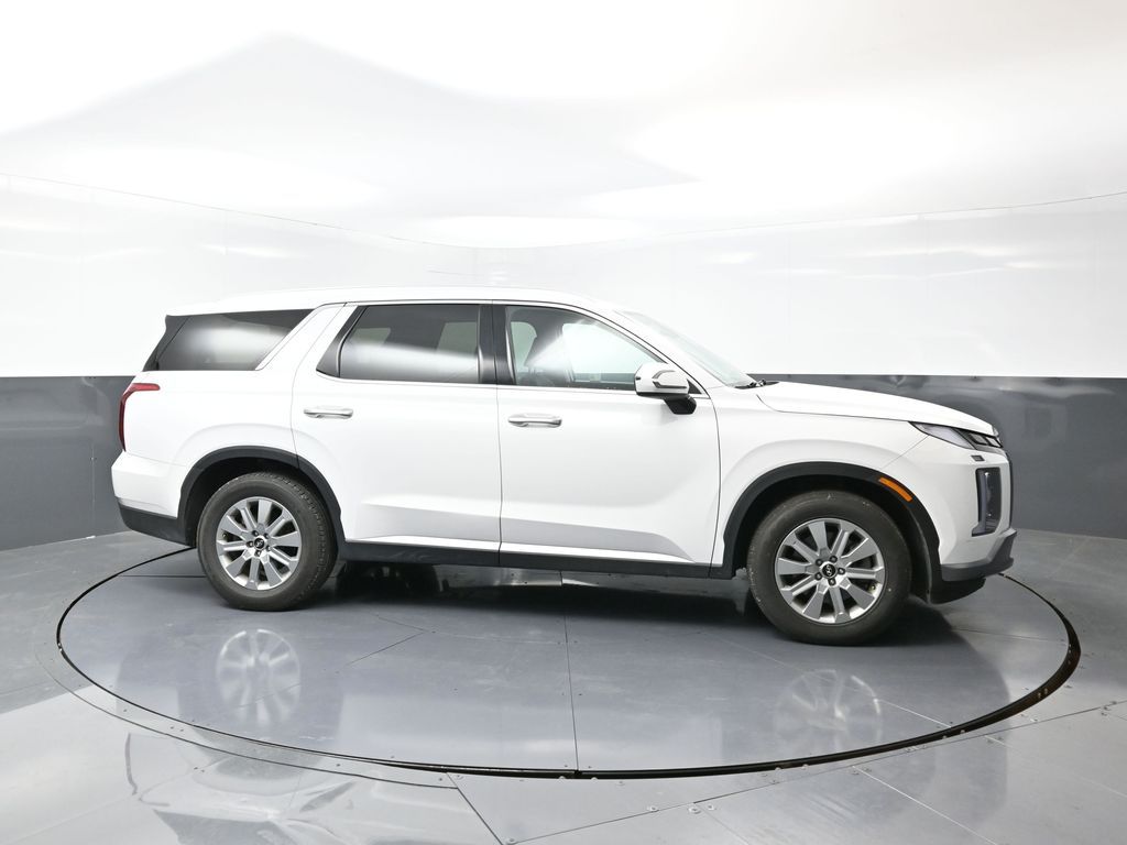 2024 Hyundai Palisade SEL photo 2