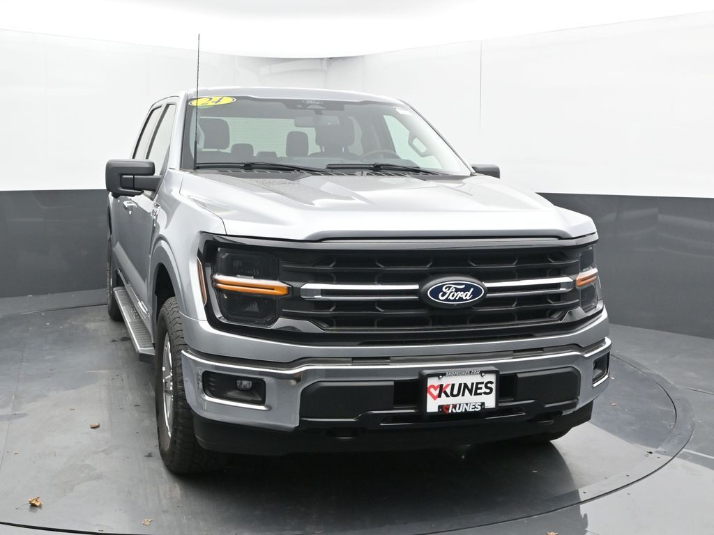 2024 Ford F-150 XLT photo 2