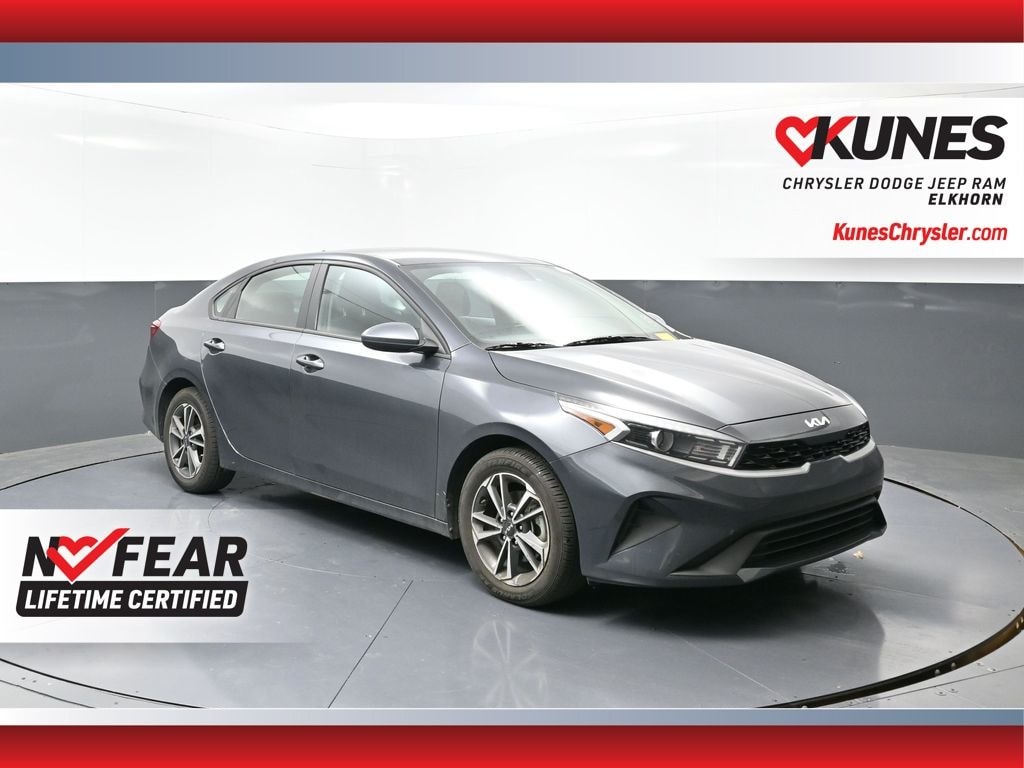 Used 2023 Kia Forte LXS Sedan