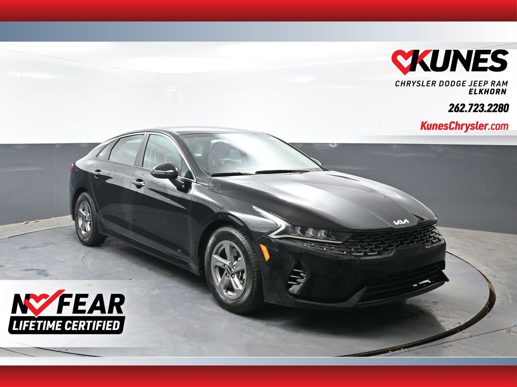 2023 Kia Optima's photo