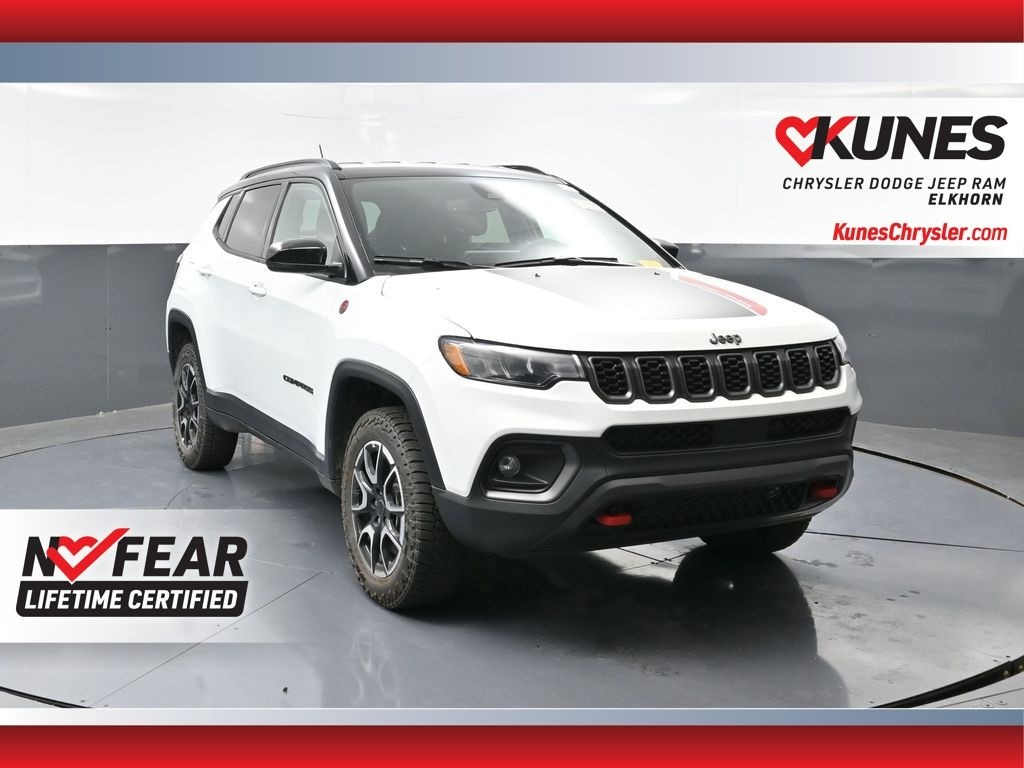 Used 2025 Jeep Compass Trailhawk SUV