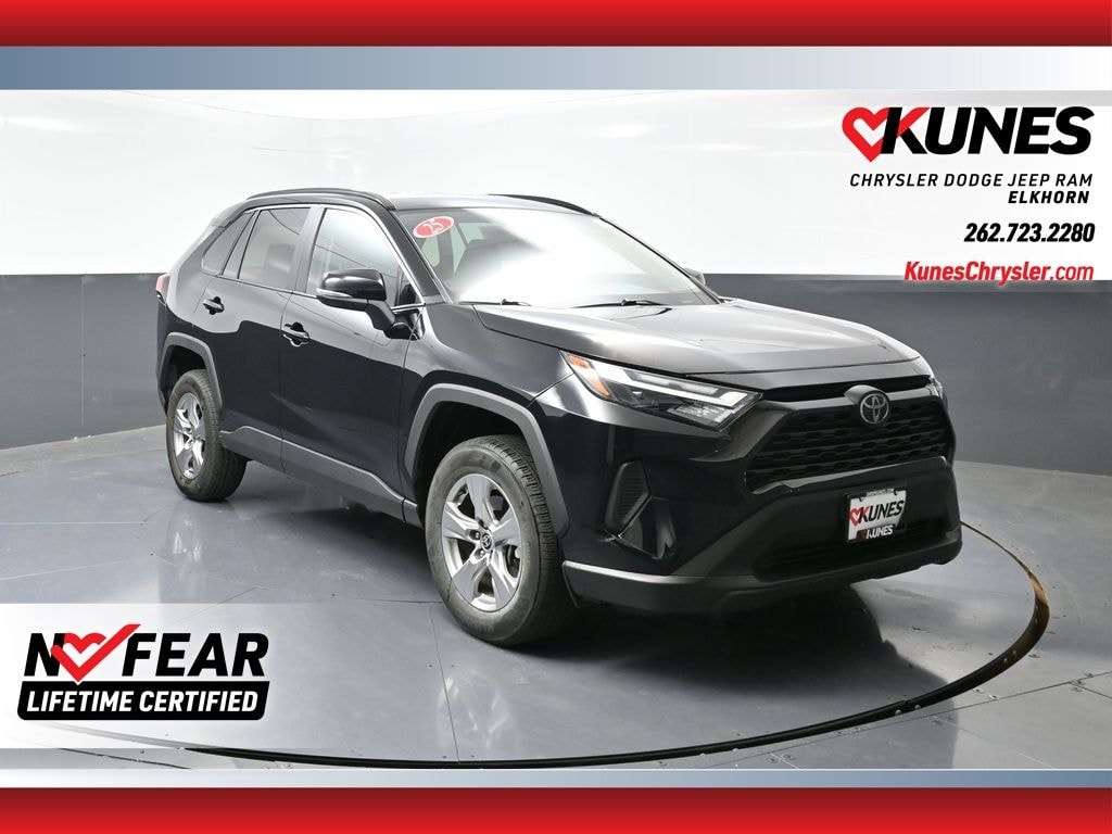 Used 2025 Toyota RAV4 XLE SUV
