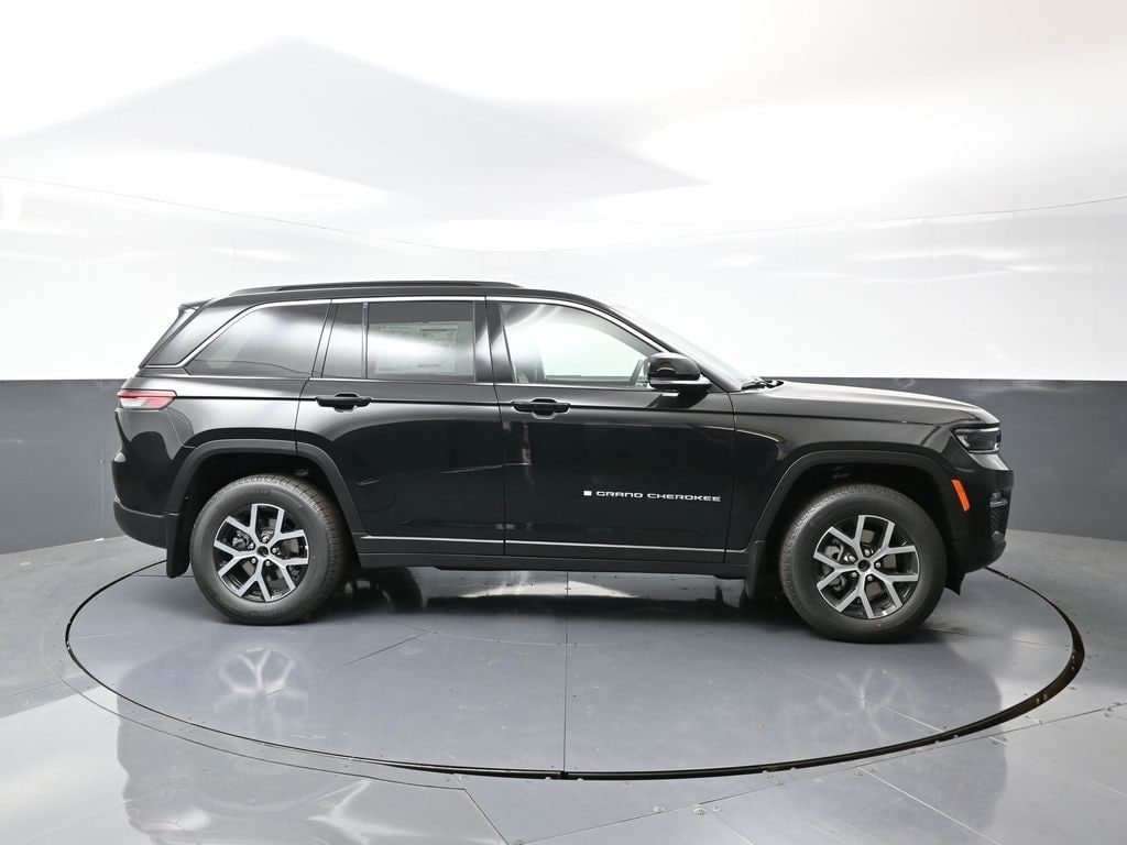 New 2025 Jeep Grand Cherokee Limited Sport Utility
