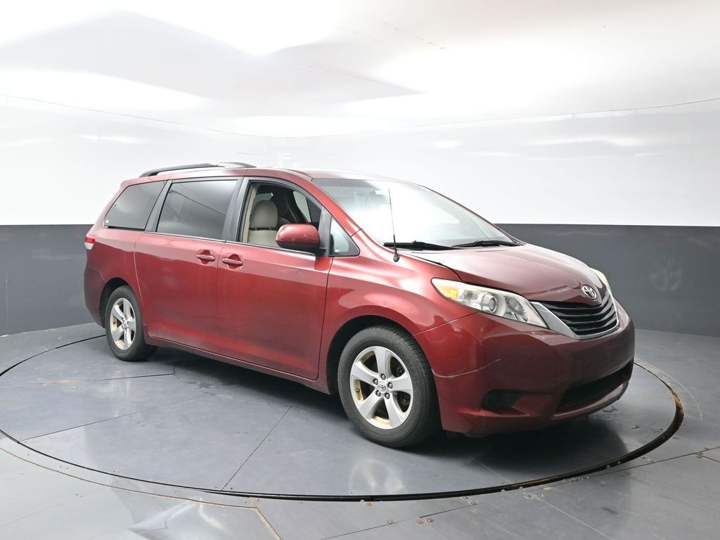 Used 2013 Toyota Sienna LE V6 8 Passenger Van