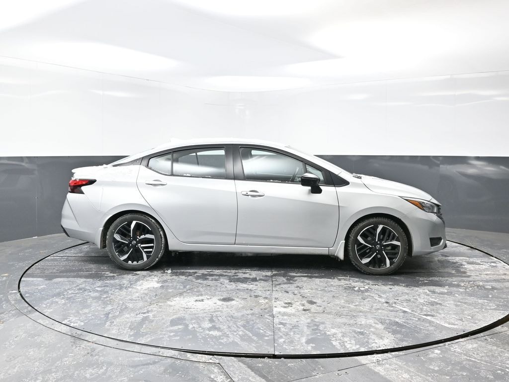 Used 2023 Nissan Versa 1.6 SR Sedan