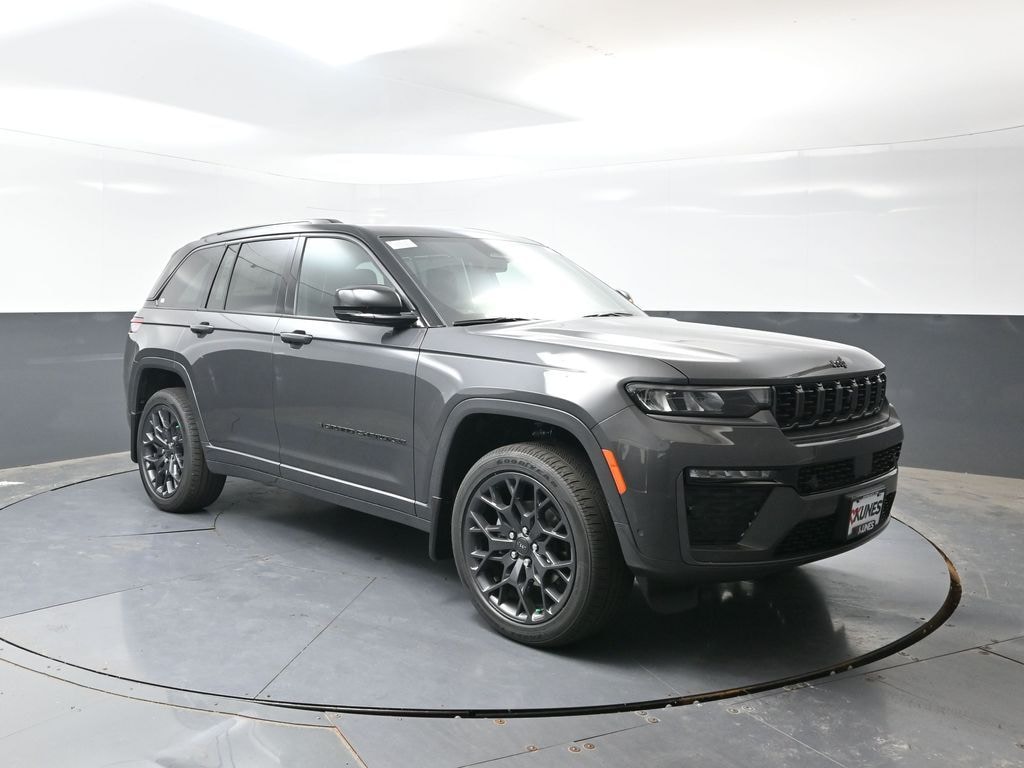 New 2026 Jeep Grand Cherokee Summit Sport Utility